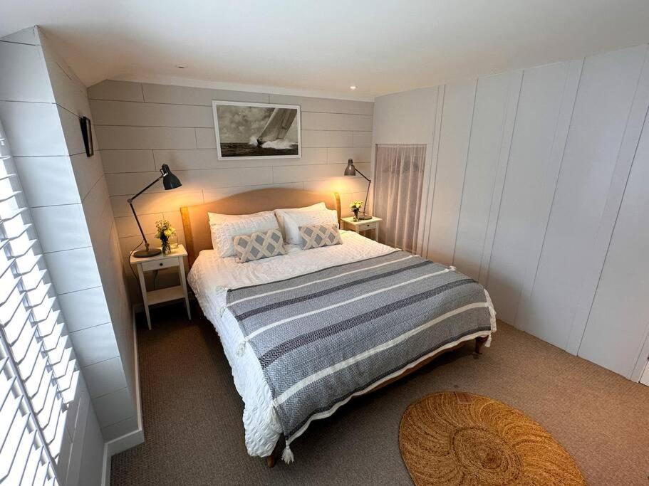 Stylish 3Br Cowes Cottage Close To The Waterfront Екстериор снимка